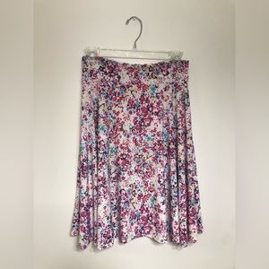 Floral flowy LulaRoe skirt